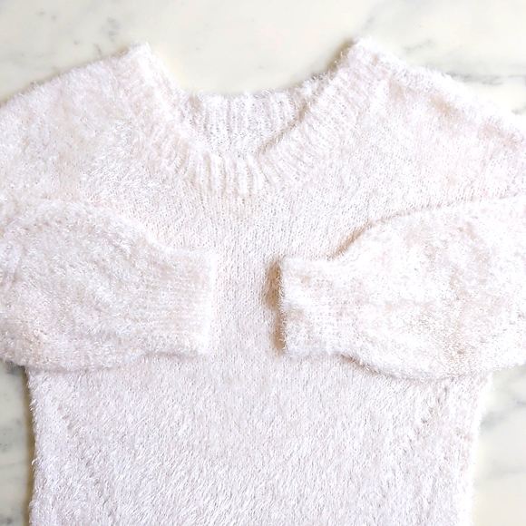 NWOT. Handmade by me. Woman's Fluffy, soft and lightweight sweater with pattern. - Picture 2 of 8